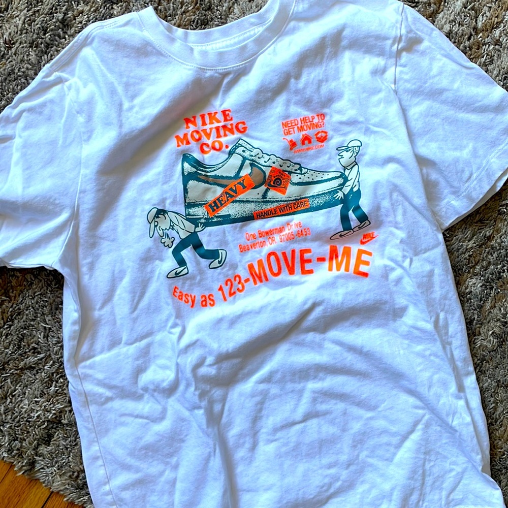 Nike Tee